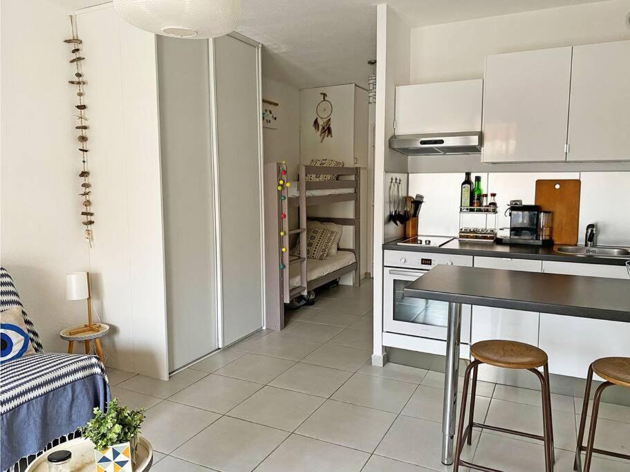 Joli Studio A 6 Min A Pied De La Plage Apartment Sanary-sur-Mer Exterior photo
